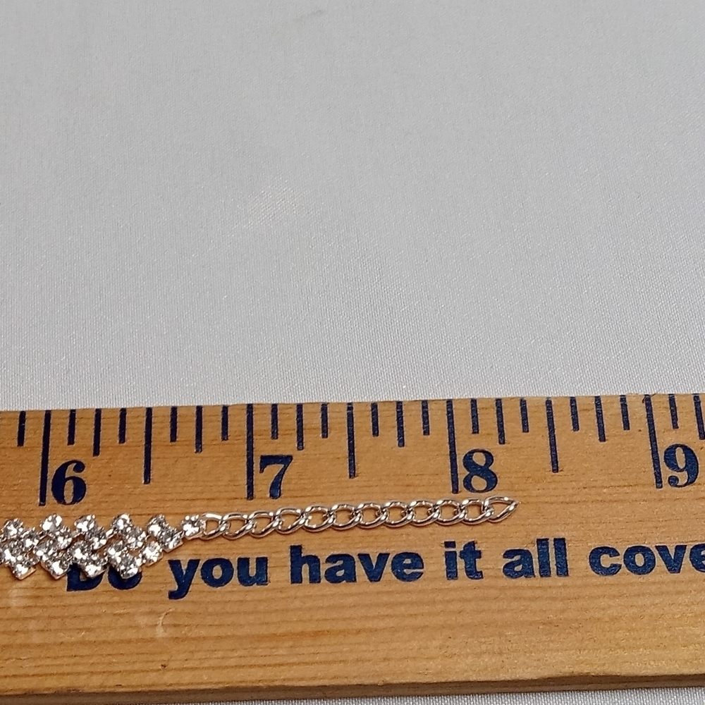 Hand Crafted Rhinestone Bracelet - Picture 5 of 6